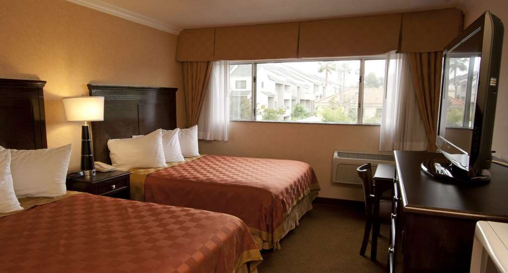 Pasadena Rose & Crown Hotel الغرفة الصورة