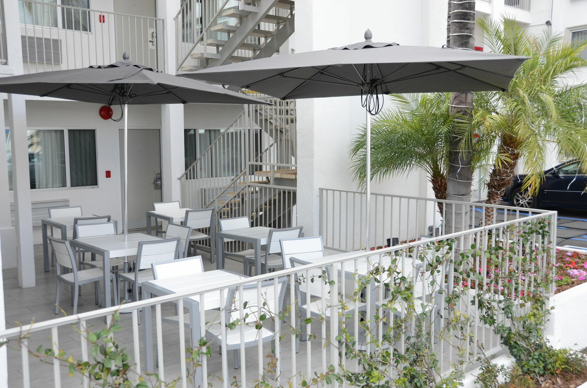 Pasadena Rose & Crown Hotel المظهر الخارجي الصورة