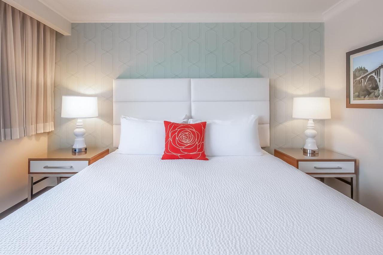 Pasadena Rose & Crown Hotel المظهر الخارجي الصورة